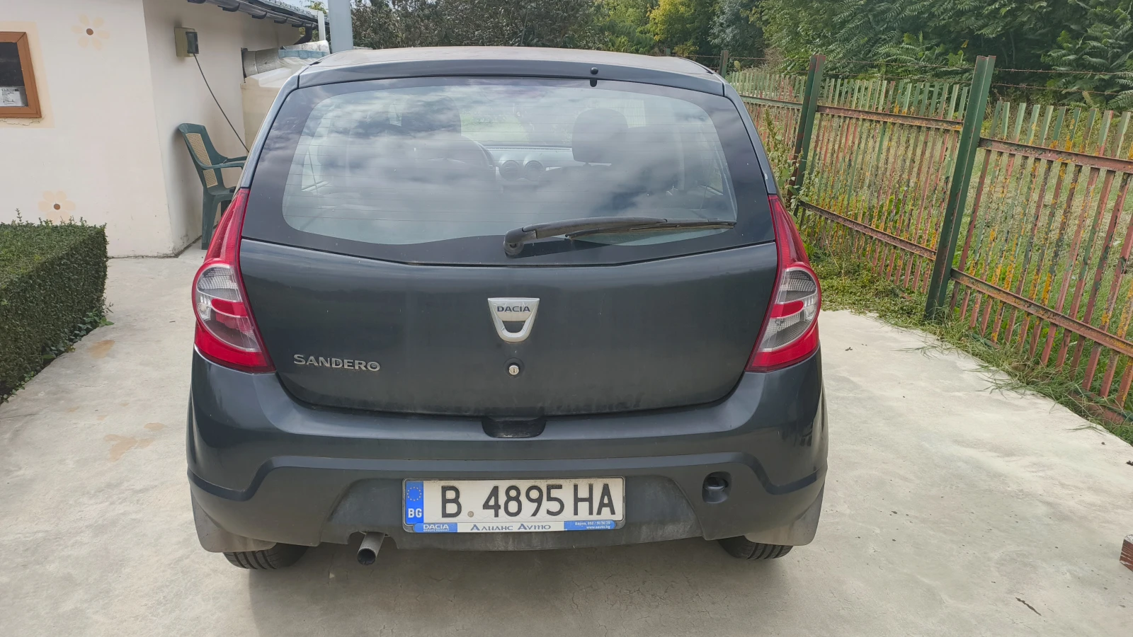 Dacia Sandero 1, 2 бензин, снимка 3 - Автомобили и джипове - 56257762