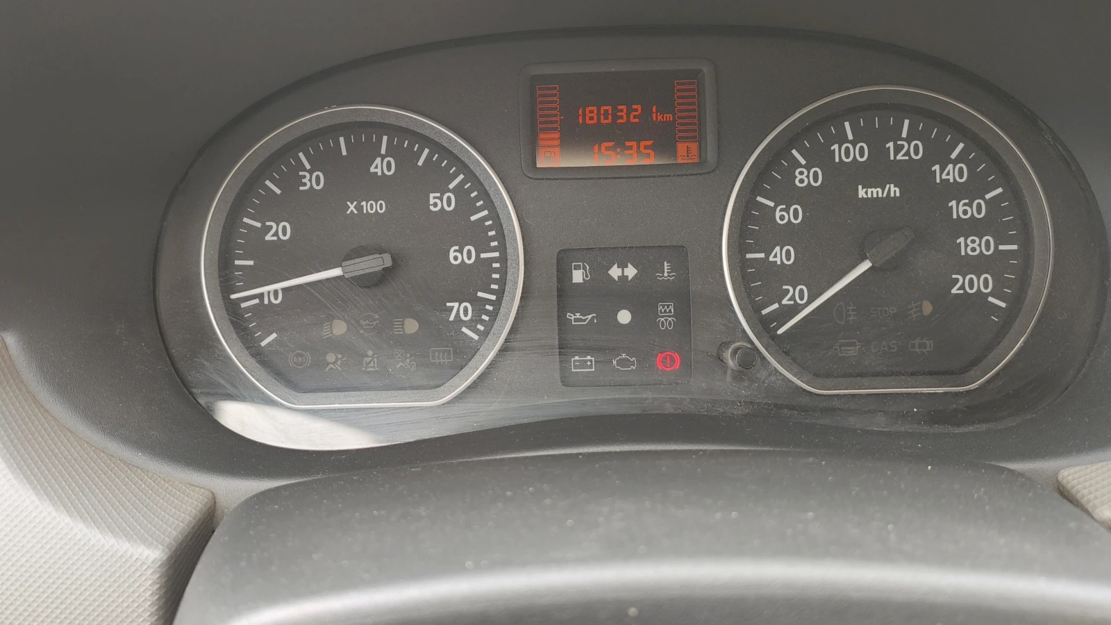 Dacia Sandero 1, 2 бензин, снимка 5 - Автомобили и джипове - 56257762