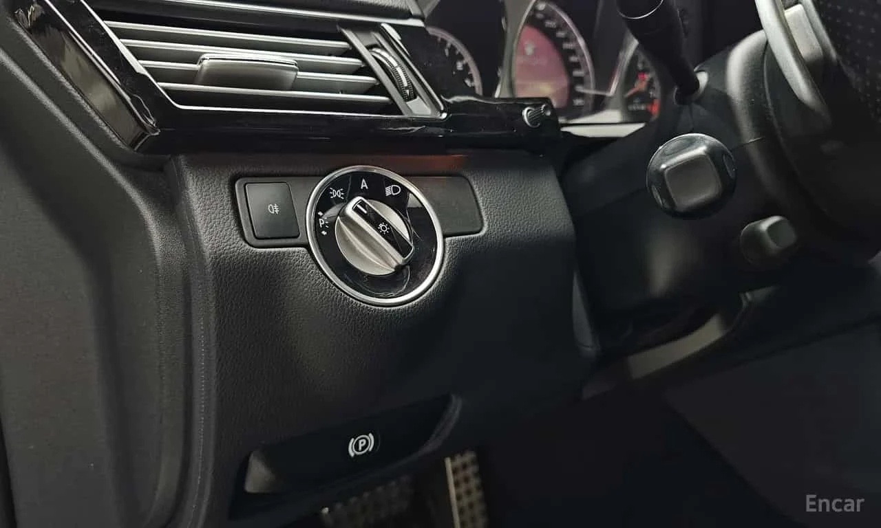 Mercedes-Benz E 63 AMG * E63 * ЦЕНА ДО БГ, снимка 17 - Автомобили и джипове - 56545598