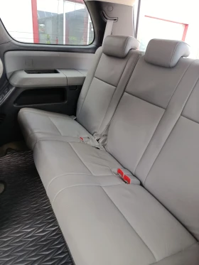 Toyota Sequoia 5.7 v8, снимка 10