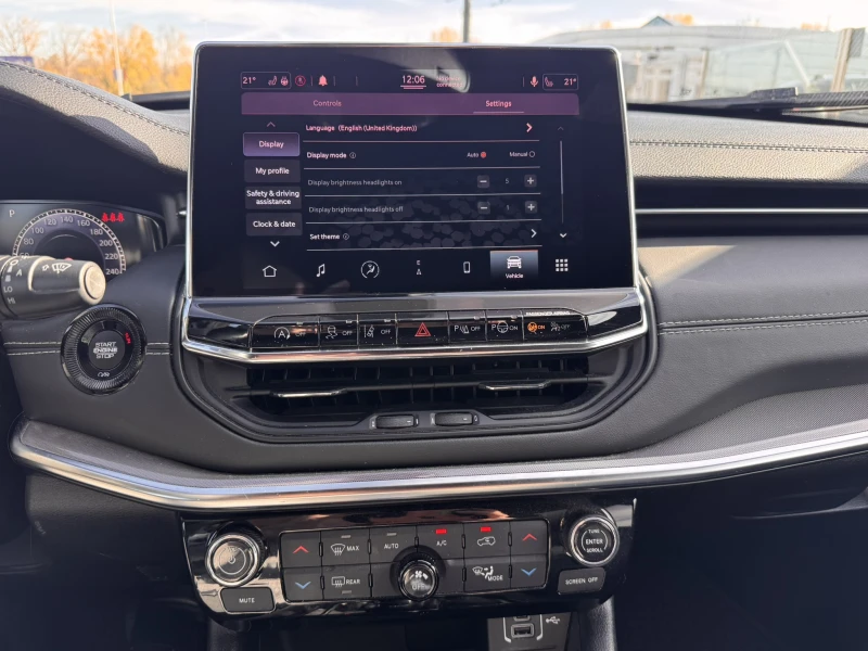 Jeep Compass S-Model, снимка 16 - Автомобили и джипове - 52561425