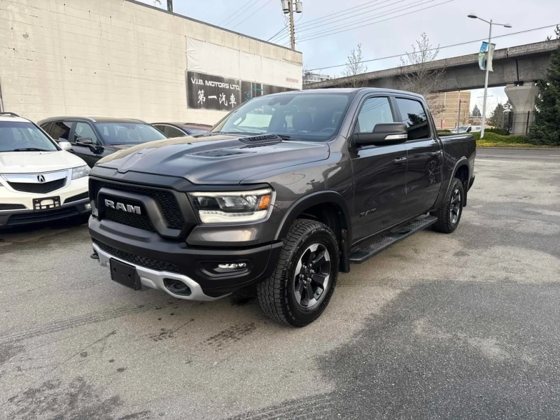 Dodge RAM 1500 * Rebel 4x4 Crew Cab 5'7" Box * CARFAX * 