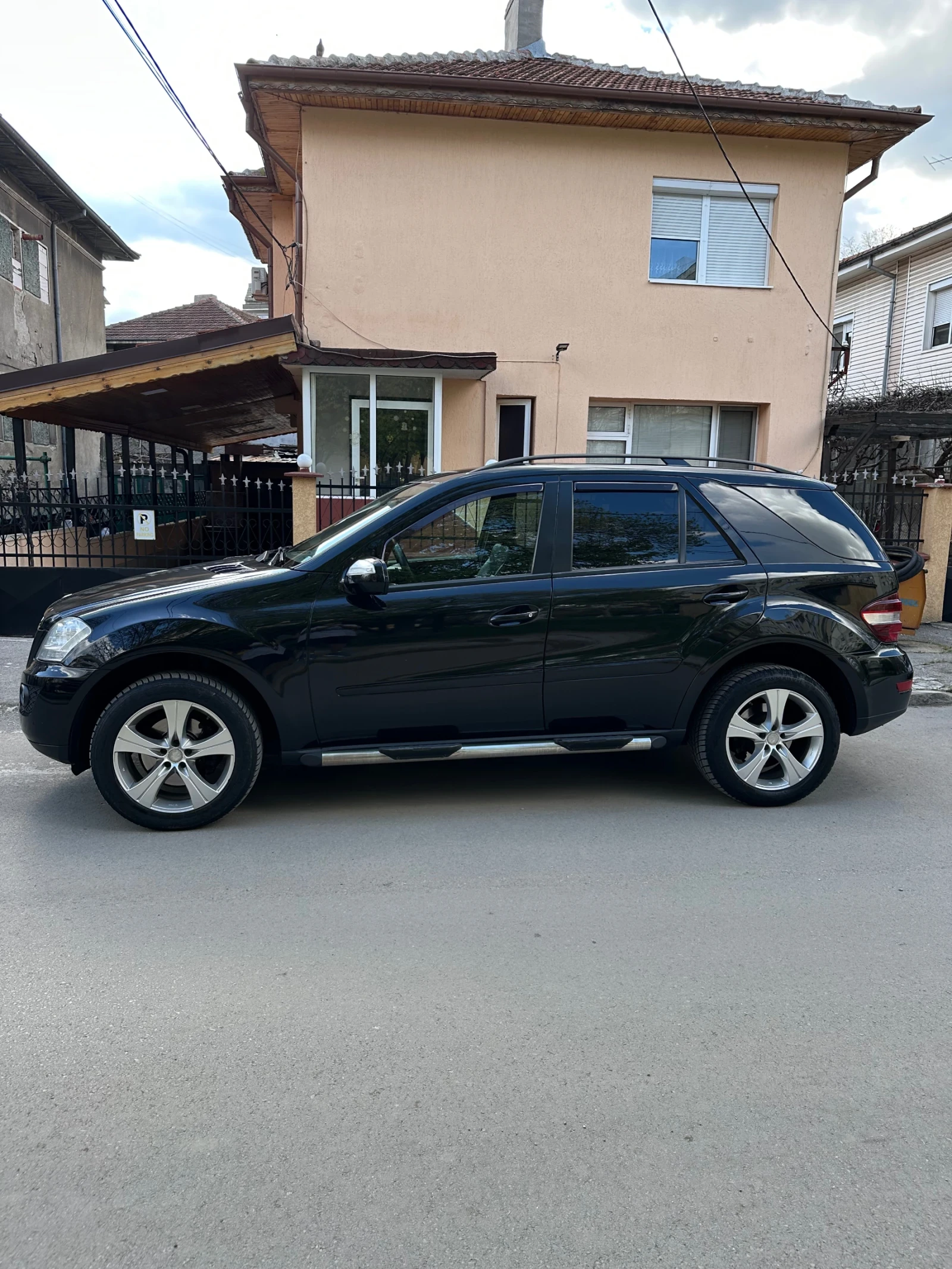 Mercedes-Benz ML 320  - изображение 4