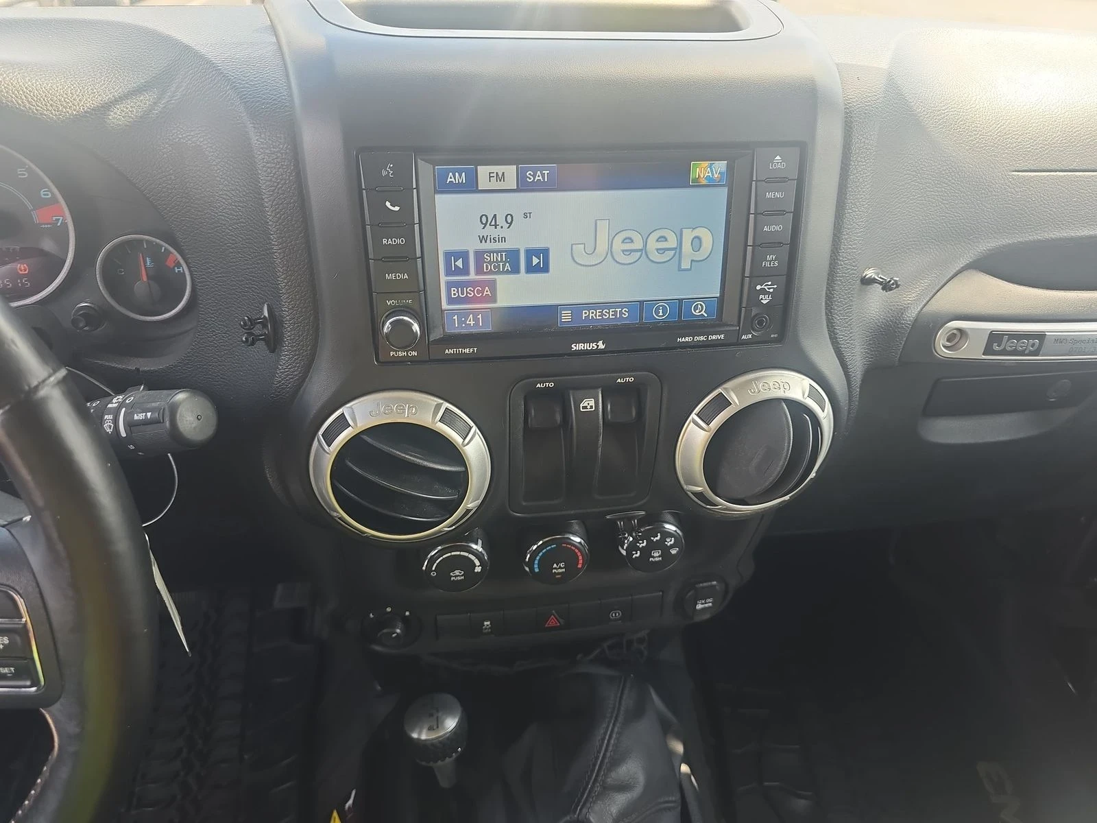 Jeep Wrangler  - изображение 8