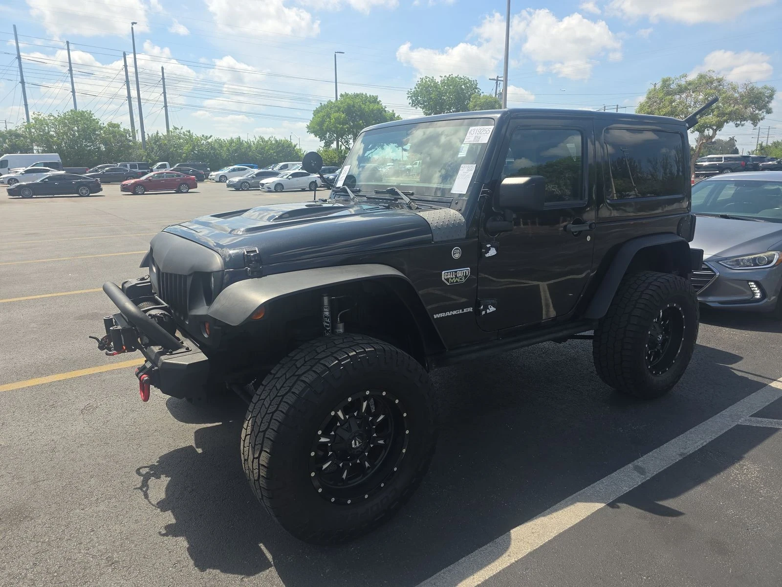Jeep Wrangler  - изображение 2