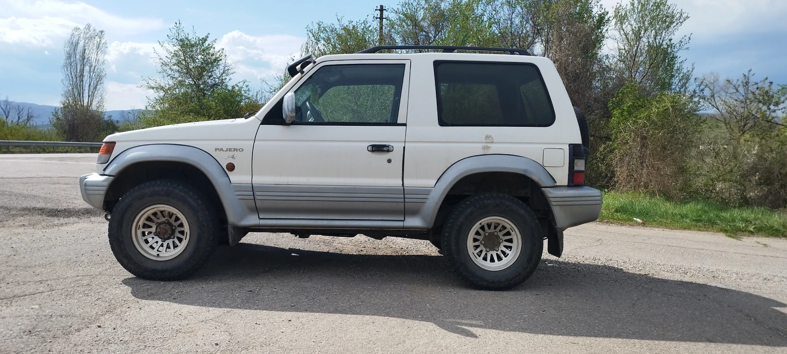 Mitsubishi Pajero 2.5 - изображение 3