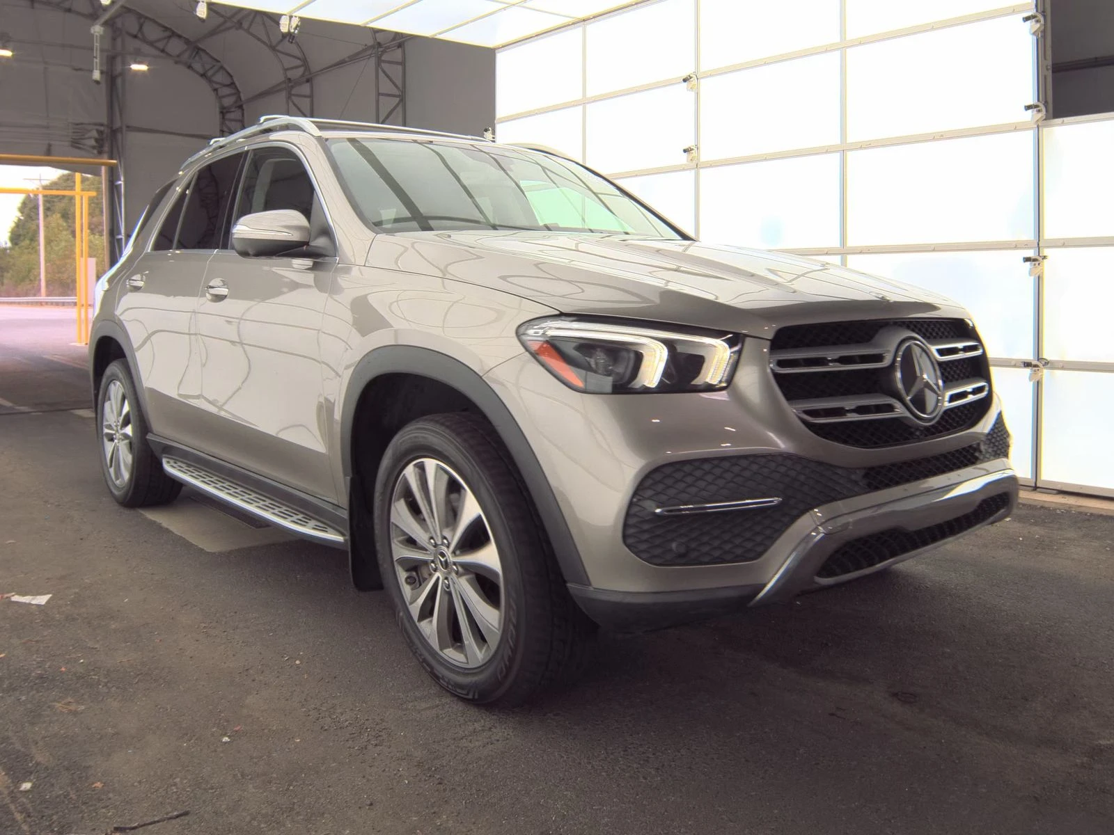 Mercedes-Benz GLE 350 2020* BURMASTER* KEYLESS GO* PANO* DIGITAL* AMBIEN - изображение 3