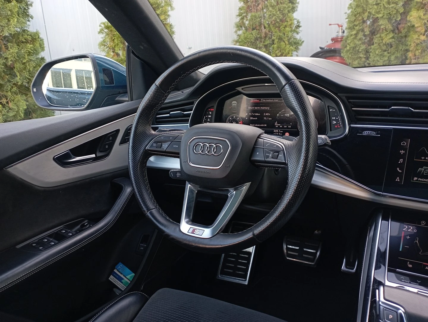 Audi Q8 50 TDI quattro, снимка 10 - Автомобили и джипове - 53896070