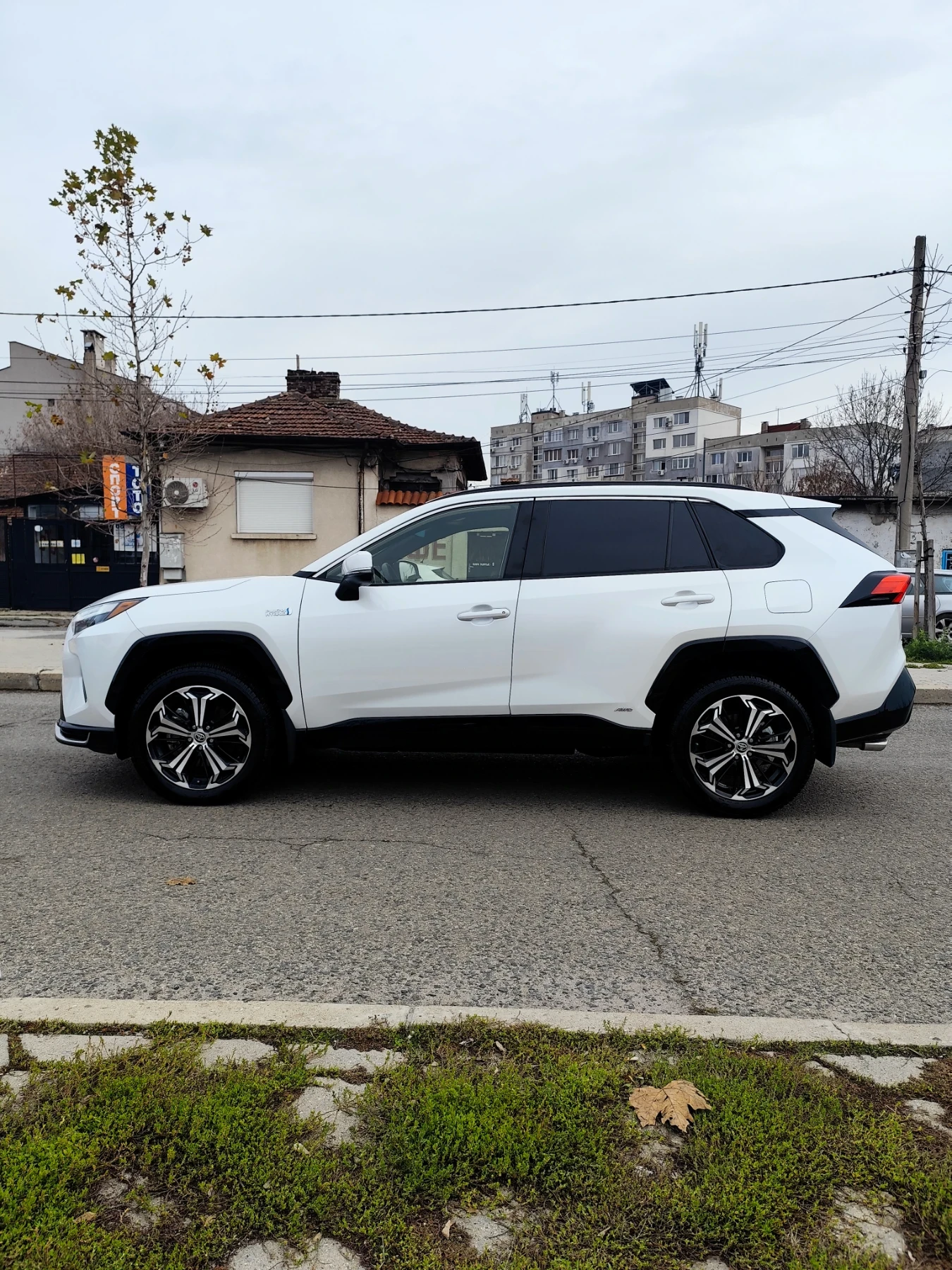 Toyota Rav4 Plug in hybrid 2024 - изображение 4