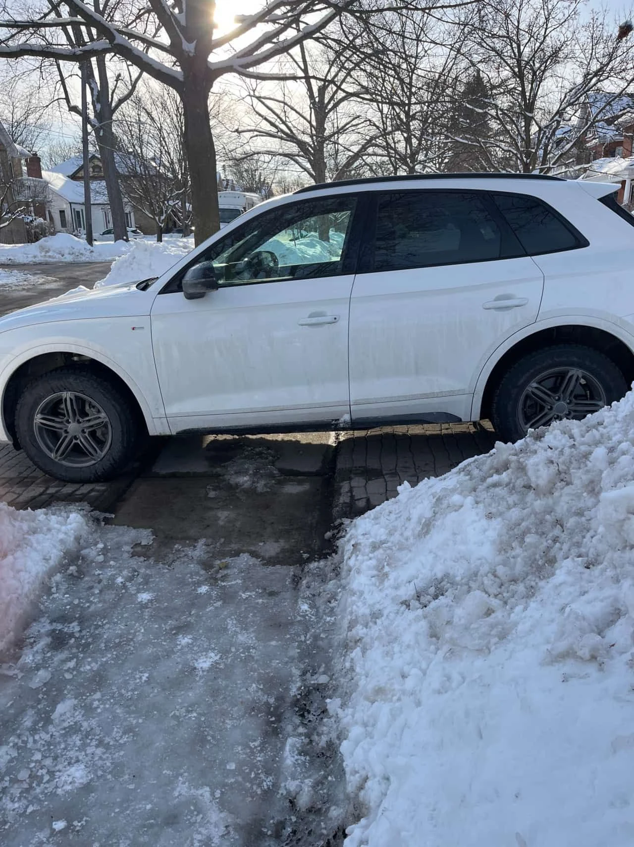 Audi Q5 Progressiv/ДИСТРОНИК/ПАНОРАМА/ПОДГРЕВИ - изображение 3