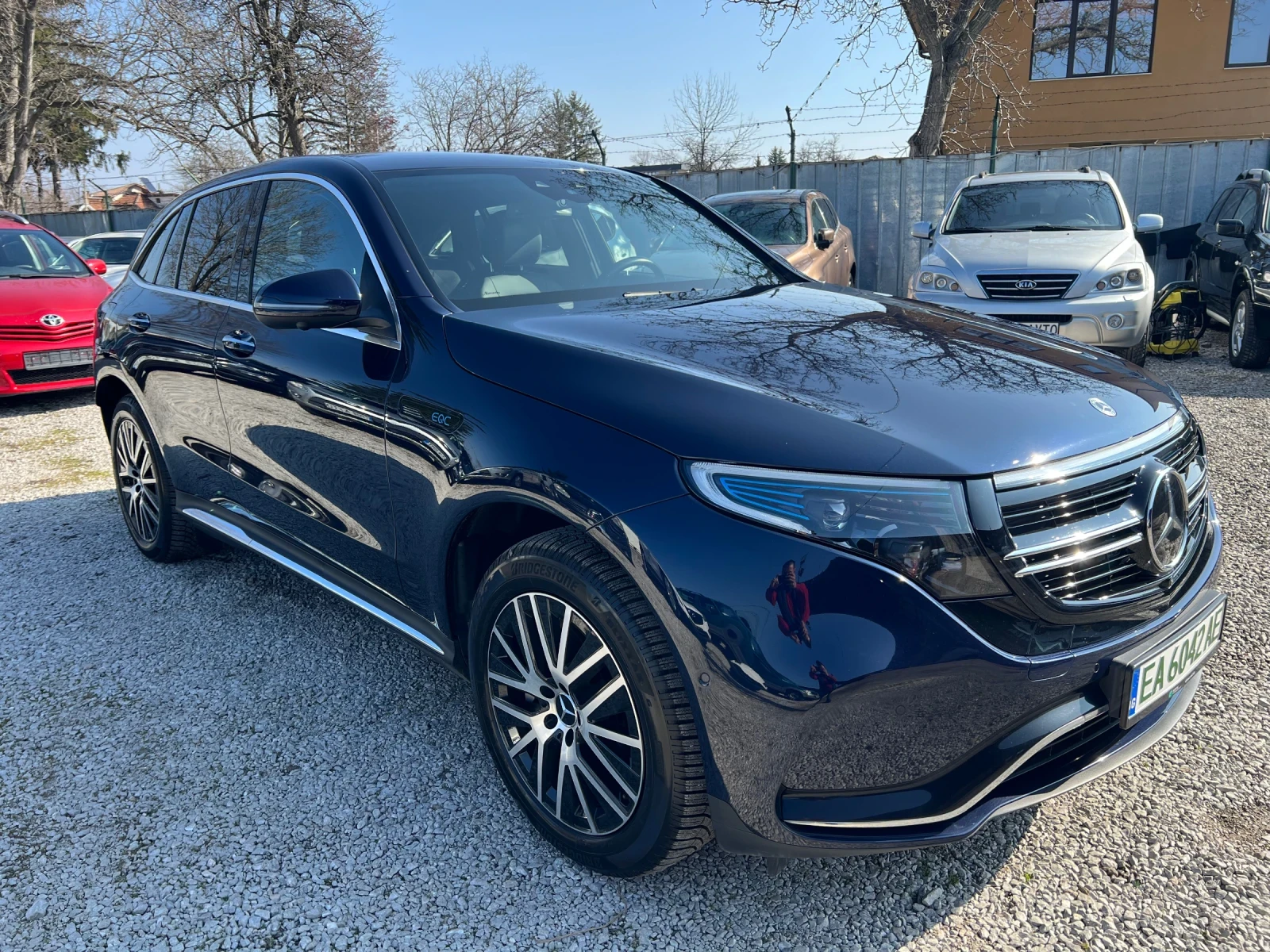 Mercedes-Benz EQC 400 AMG-FULL* 4MATIC* 360-КАМЕРИ* , снимка 3 - Автомобили и джипове - 53747955