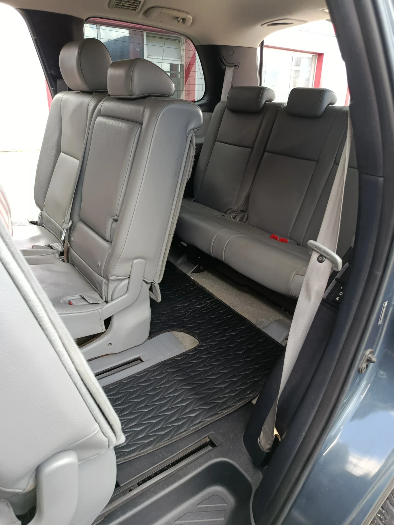 Toyota Sequoia 5.7 v8, снимка 13 - Автомобили и джипове - 54813153