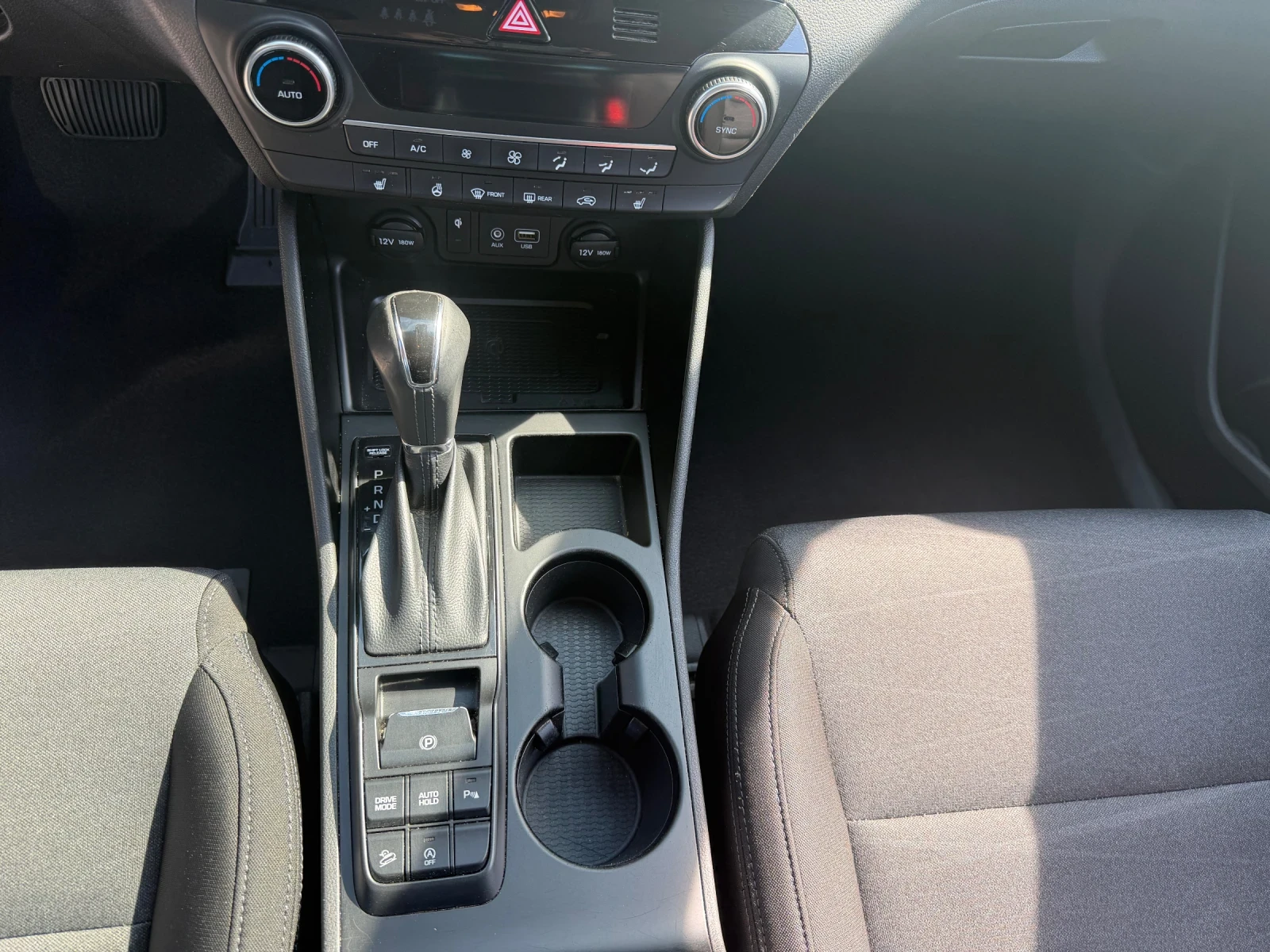 Hyundai Tucson 1.6 T-GDI. 177к.с, снимка 16 - Автомобили и джипове - 55717361