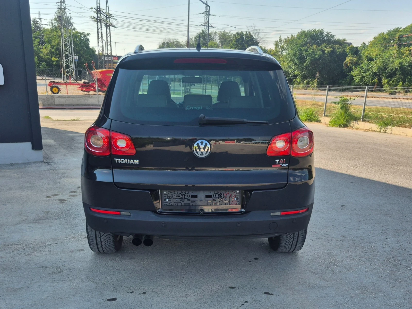 VW Tiguan 150К.КОЖ.4?4НАВ.ПОН., снимка 6 - Автомобили и джипове - 56003072