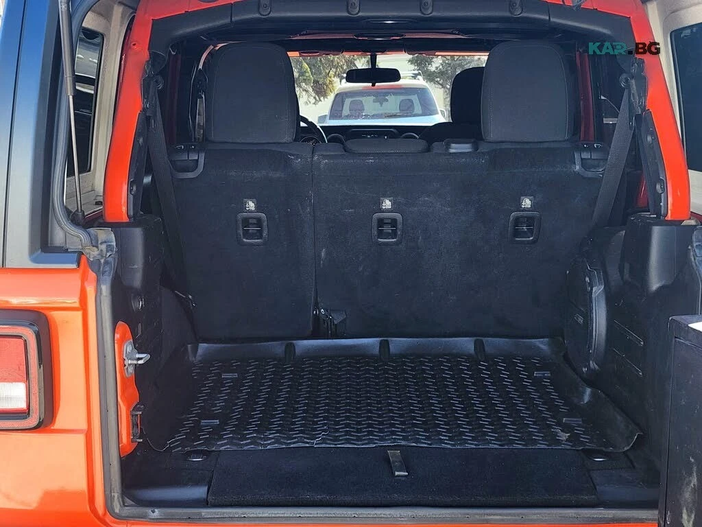 Jeep Wrangler Unlimited Sport * АвтоКредит * (ЦЕНА ДО БГ), снимка 9 - Автомобили и джипове - 56227363