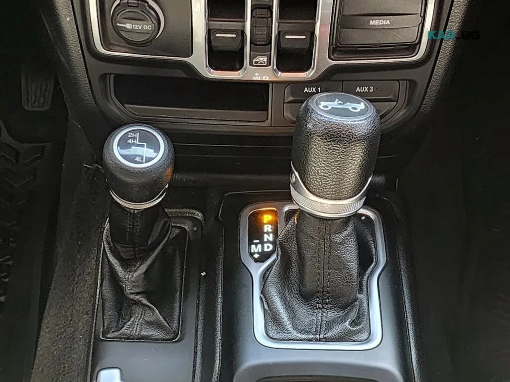 Jeep Wrangler Unlimited Sport * АвтоКредит * (ЦЕНА ДО БГ), снимка 16 - Автомобили и джипове - 56227363