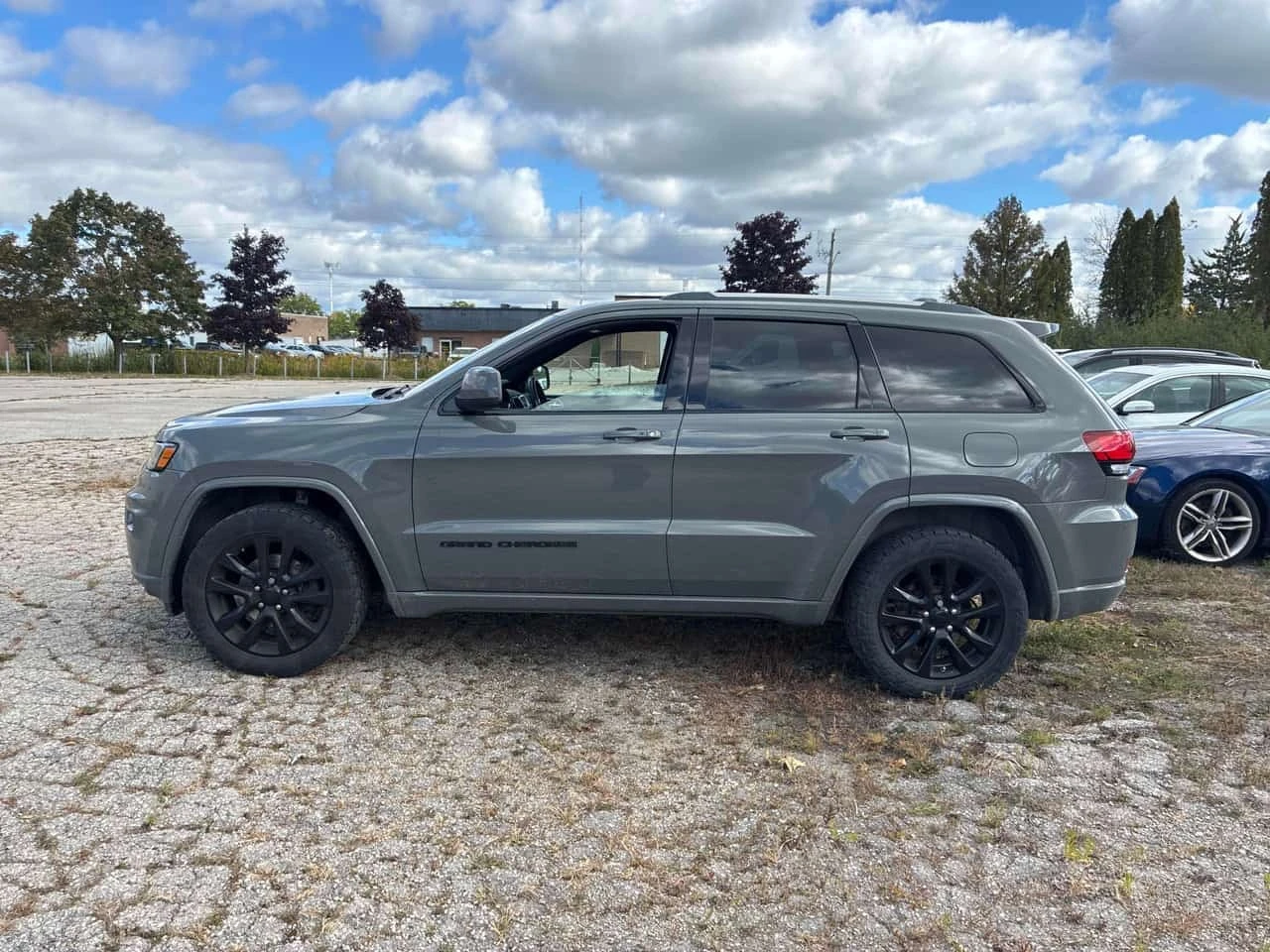 Jeep Grand cherokee Altitude * CARFAX * АВТОКРЕДИТ * , снимка 2 - Автомобили и джипове - 56295165