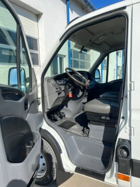 Iveco Daily 35s17 / 3.0 - 170к.с / 7-места , снимка 13