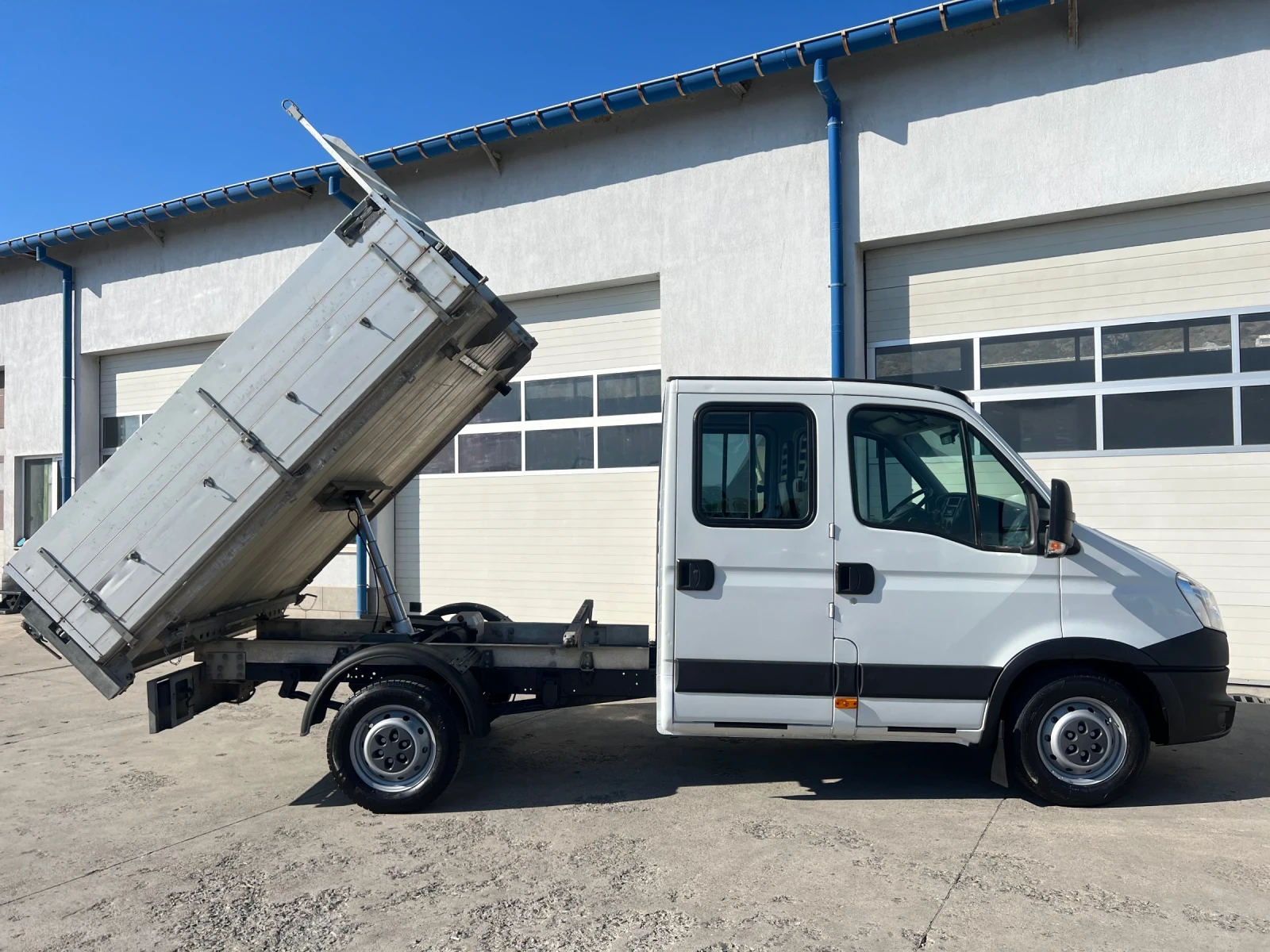 Iveco Daily 35s17 / 3.0 - 170к.с / 7-места  - изображение 7