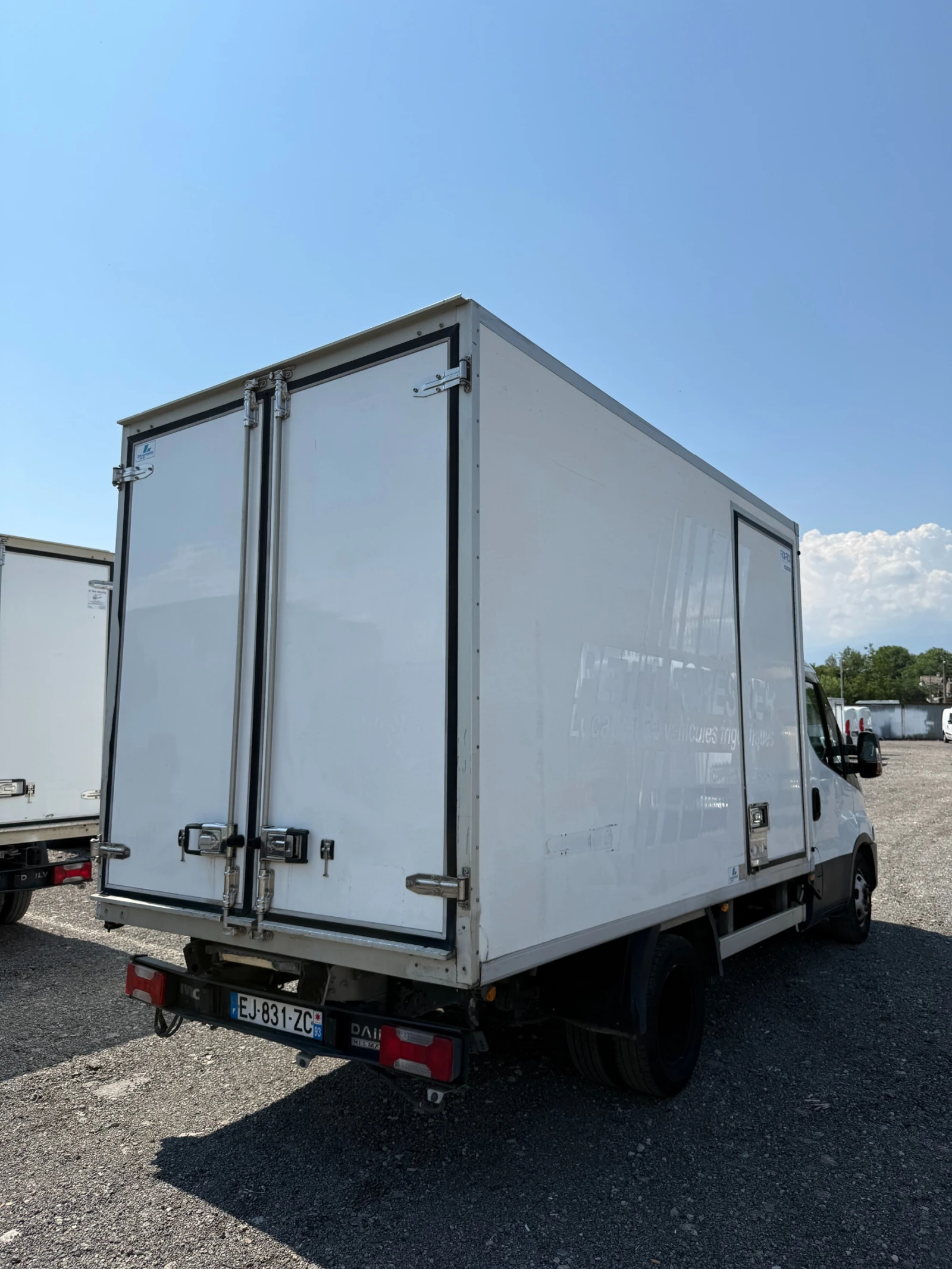 Iveco Daily 35C14, снимка 5 - Бусове и автобуси - 55354328