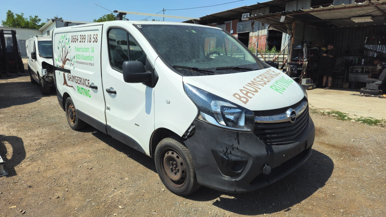 Opel Vivaro 1.6cdti/на части , снимка 2 - Бусове и автобуси - 55825723