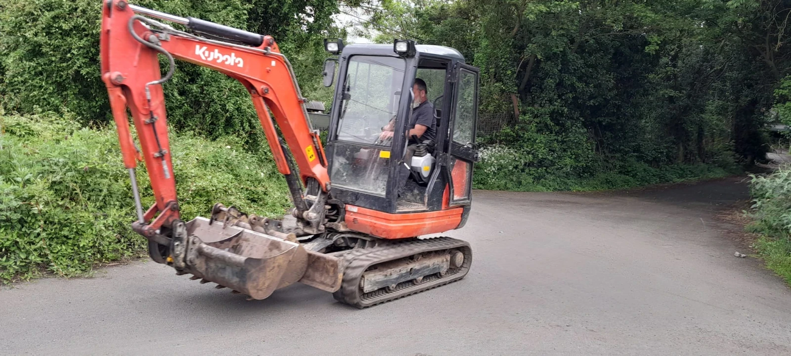 Багер Kubota KX61-3