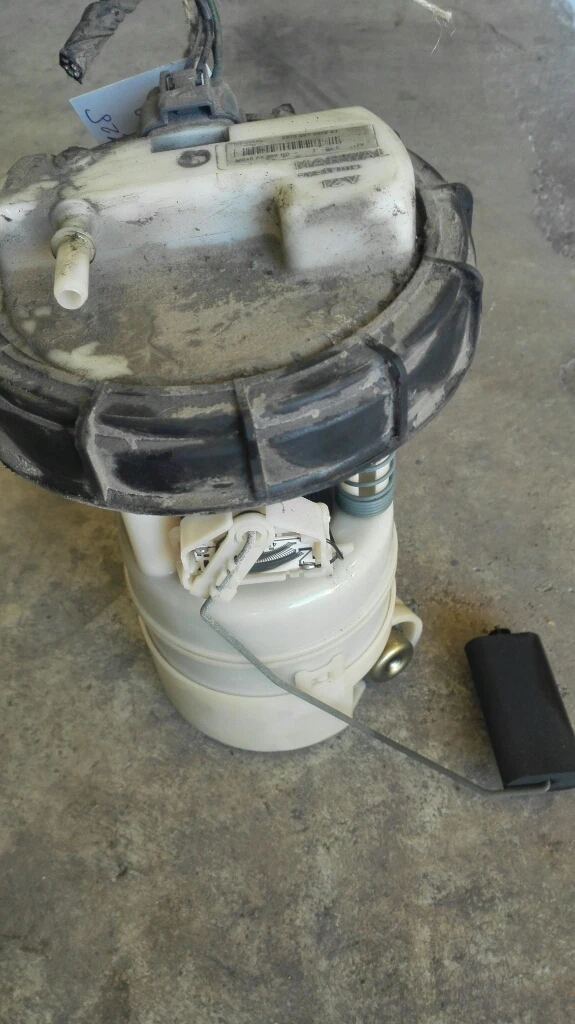 Бензинова помпа Нисан Микра 1.2