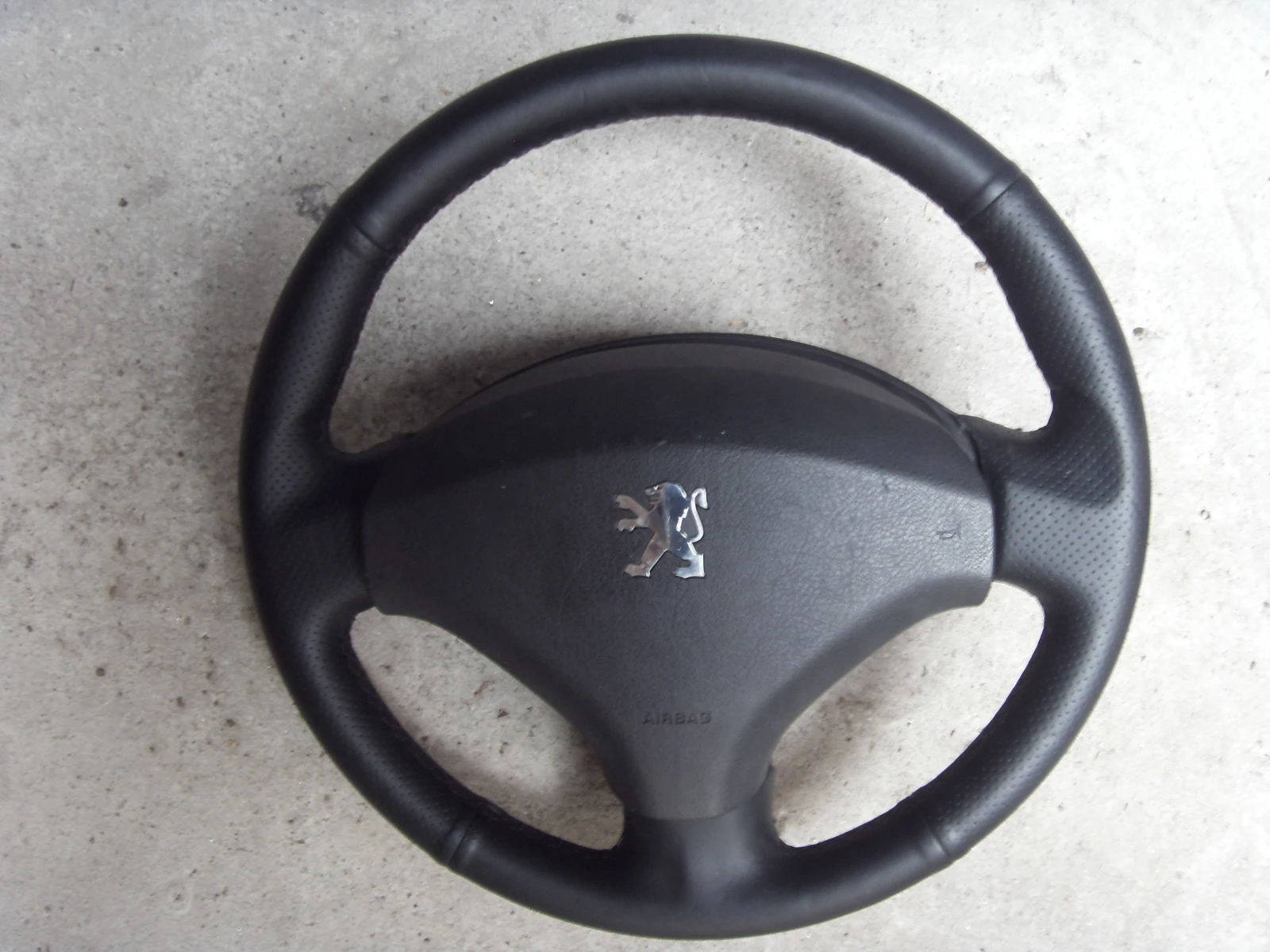    .   208, 308 | Mobile.bg   5