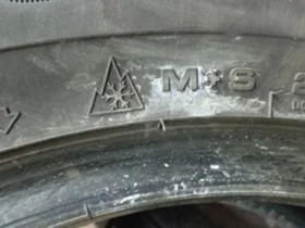 Гуми Зимни 215/65R16, снимка 10