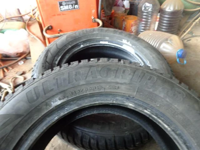 Гуми Зимни 215/65R16, снимка 8 - Гуми и джанти - 20249846