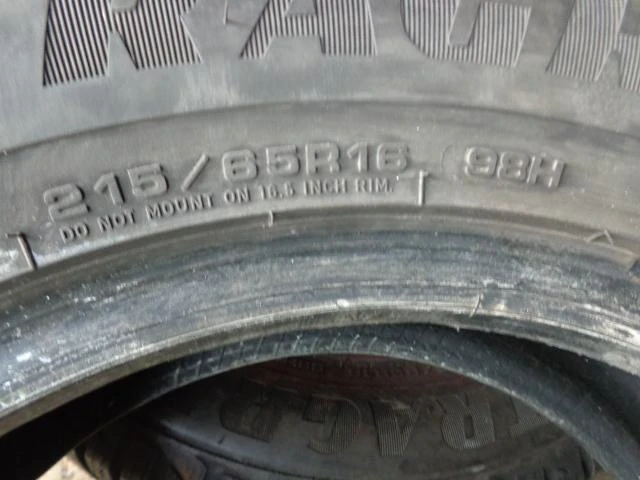 Гуми Зимни 215/65R16, снимка 9 - Гуми и джанти - 20249846