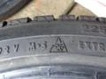 Гуми Зимни 225/40R18, снимка 10