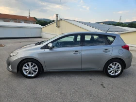 Toyota Auris 1.4 ПЕРФЕКТНА НАВИ КАМЕРА, снимка 7