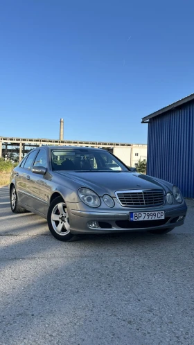  Mercedes-Benz E 220