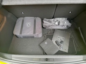 Peugeot 208 Е-208 2024г - 21000 € / 41072.43 лв. - 88367943 11