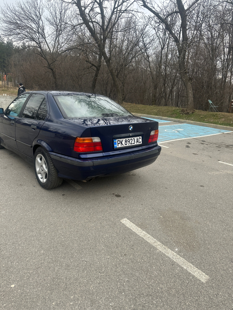 BMW 318, снимка 4 - Автомобили и джипове - 44356838