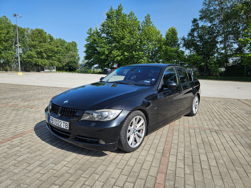 BMW 330 E90 Recaro, Navi, снимка 1 - Автомобили и джипове - 45638093