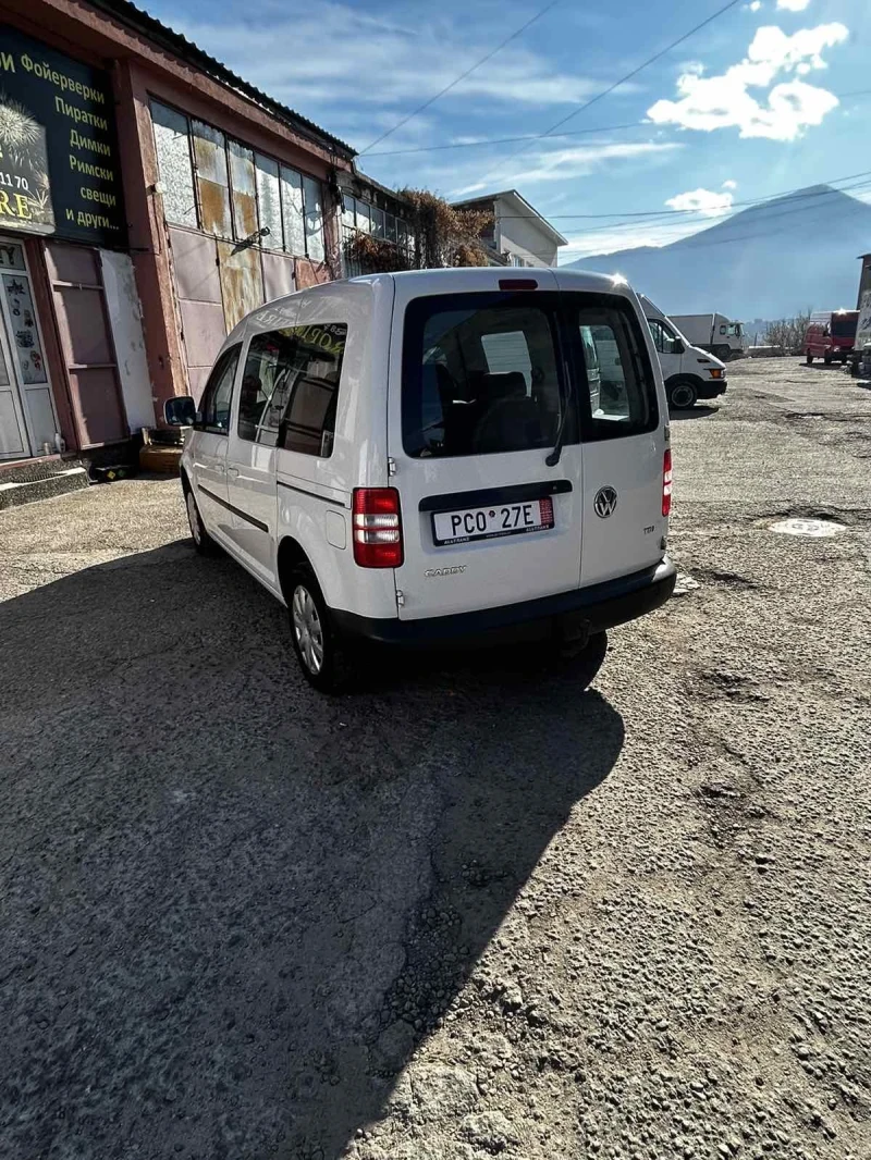 VW Caddy, снимка 9 - Автомобили и джипове - 48536443