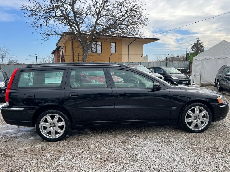 Volvo V70 2.5Т* AWD* АВТОМАТИК* КОЖА* , снимка 4 - Автомобили и джипове - 48771046