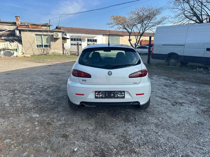 Alfa Romeo 147 1.6, снимка 8 - Автомобили и джипове - 49143625