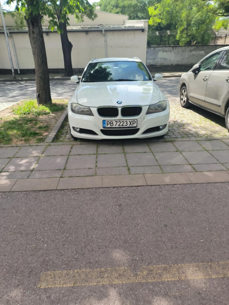 BMW 320, снимка 1 - Автомобили и джипове - 49454361