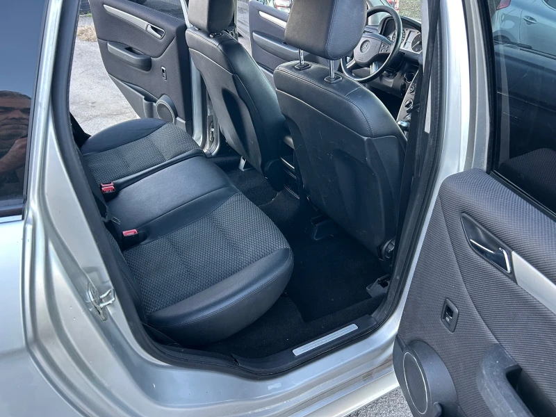 Mercedes-Benz B 180 CDI АВТОМАТ/НАВИ/КОЖА, снимка 16 - Автомобили и джипове - 52740557