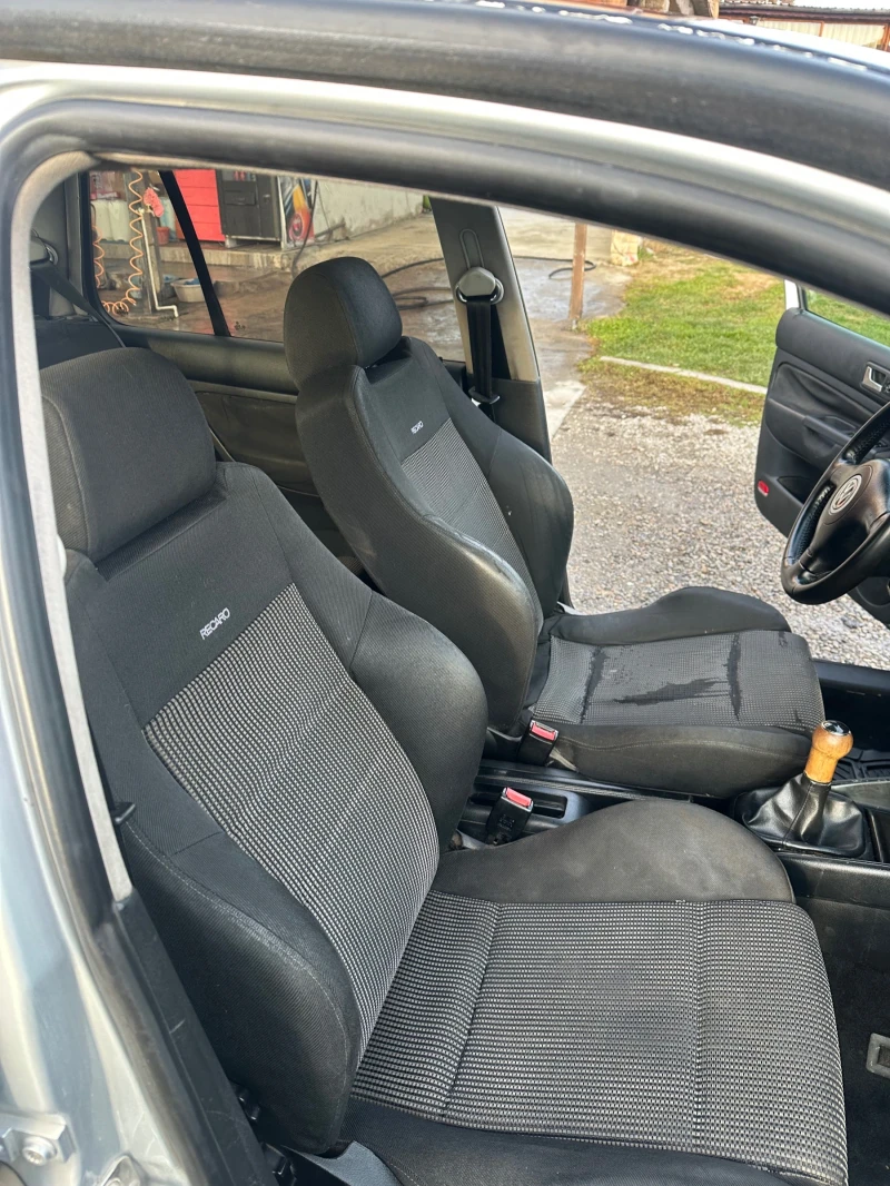 VW Golf 1.9тди 116кс. 6кс помпа дюза , снимка 11 - Автомобили и джипове - 52850697