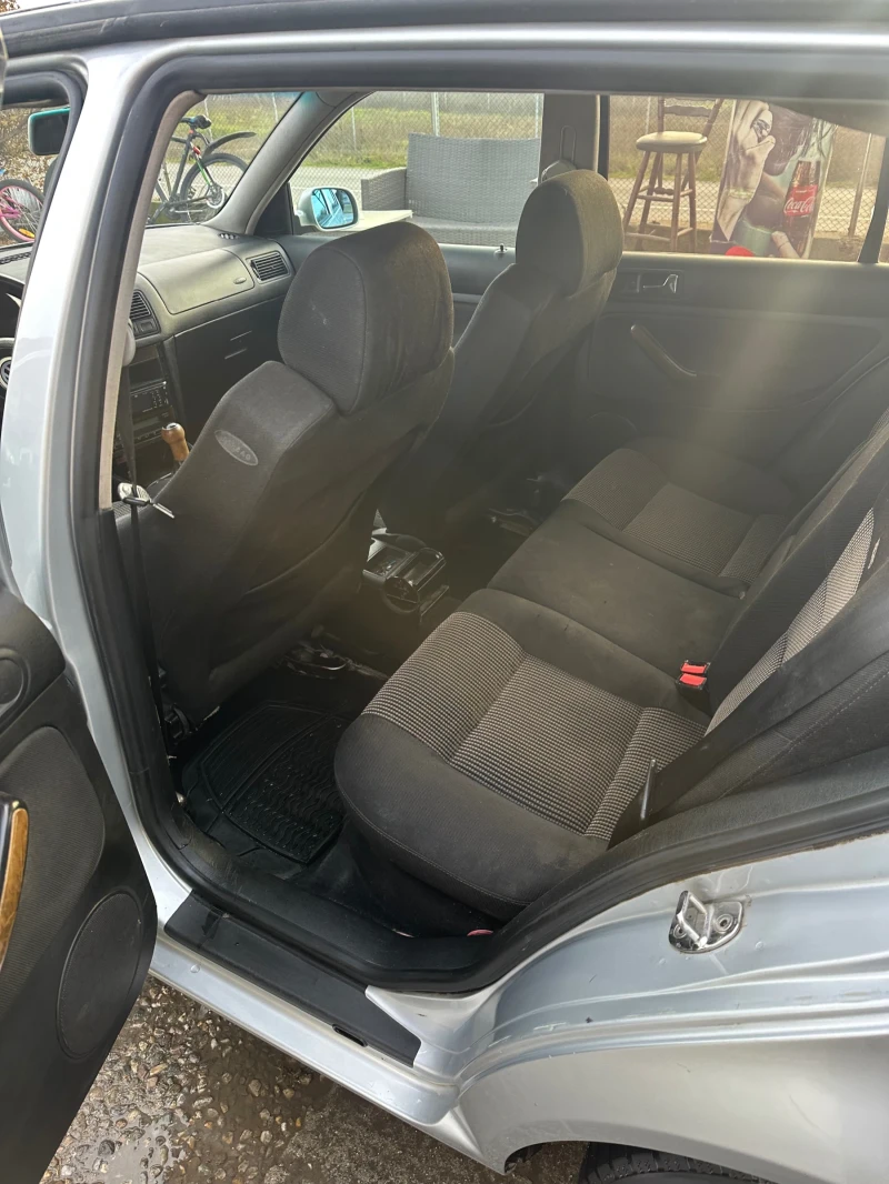 VW Golf 1.9тди 116кс. 6кс помпа дюза , снимка 15 - Автомобили и джипове - 52850697