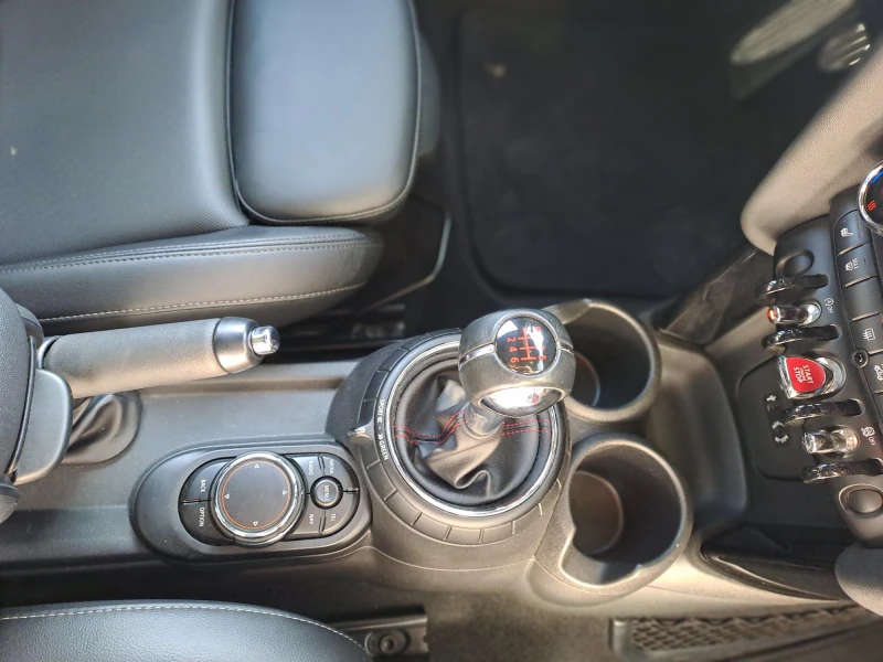 Mini John Cooper Works 2.0 231 к.с. М/Т, снимка 6 - Автомобили и джипове - 52876110