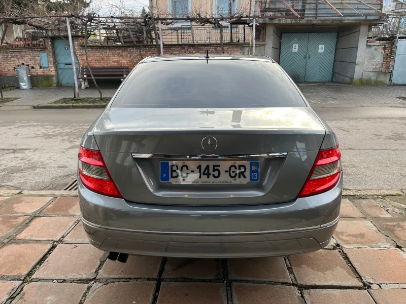 Mercedes-Benz C 220 Avantgarde, снимка 6 - Автомобили и джипове - 53262864