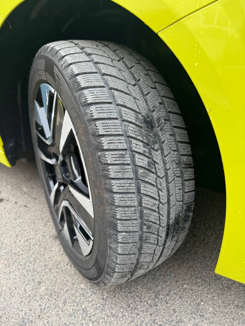 Peugeot 208 Е-208 2024г, снимка 14 - Автомобили и джипове - 53457125