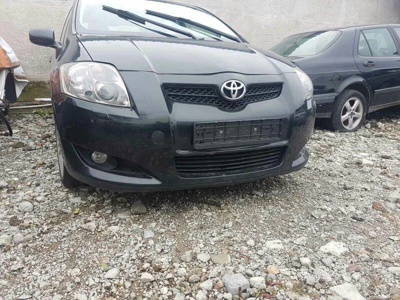 Toyota Auris 2.2D-CAT, снимка 1 - Автомобили и джипове - 42072363