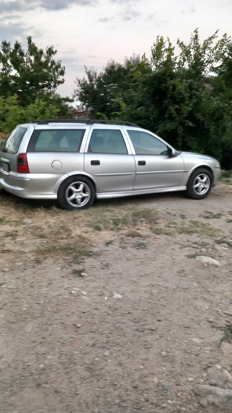 Opel Vectra 2-ка дизел - 1000 лв. - 49946549 1