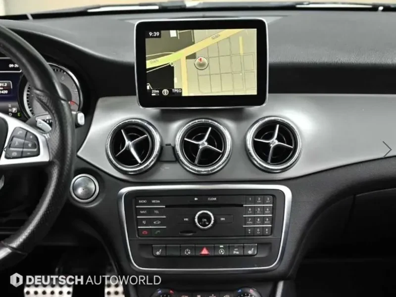 Mercedes-Benz CLA 250 4Matic, снимка 14 - Автомобили и джипове - 53443447